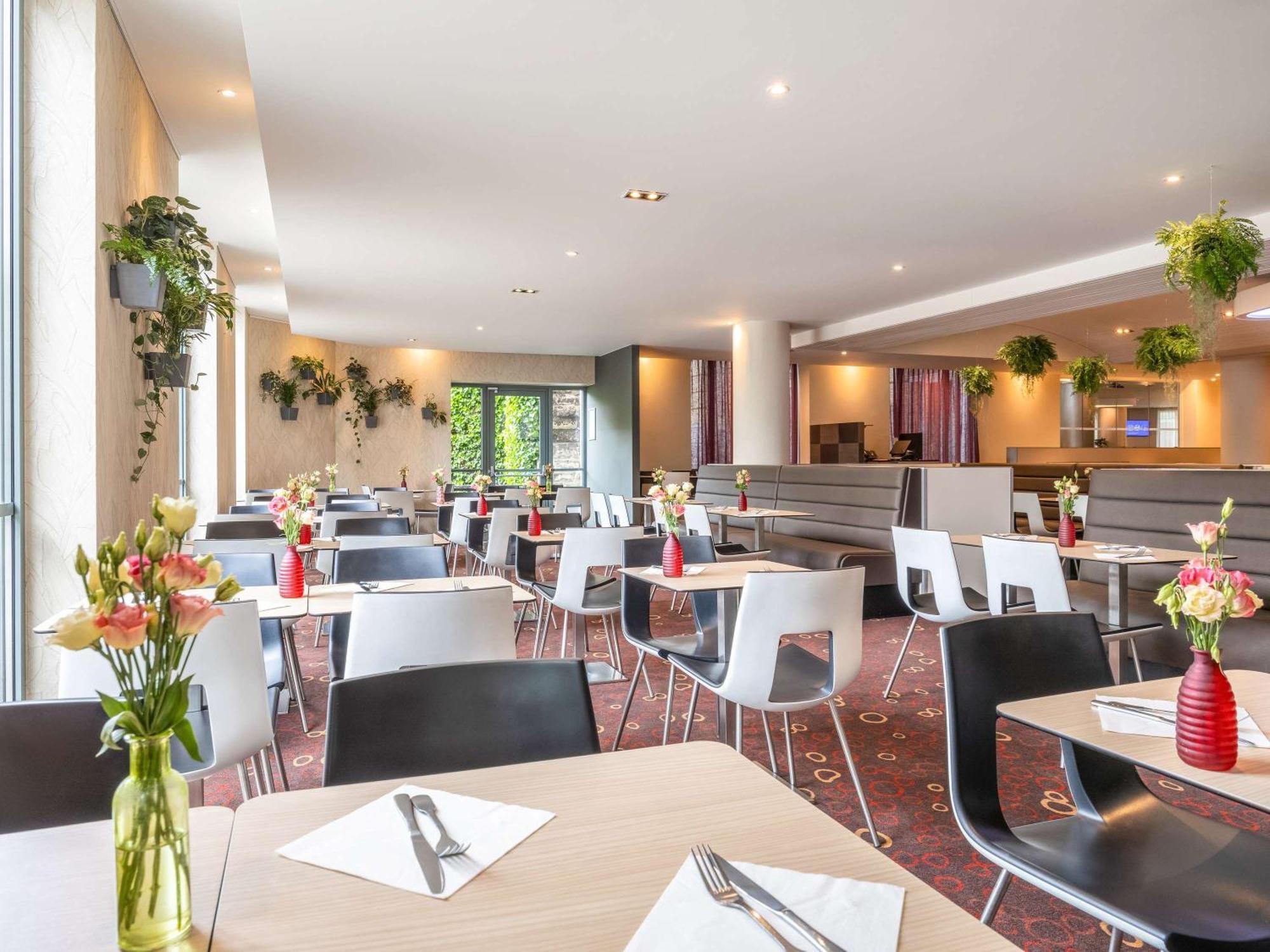 Hotel Novotel Centre 4*