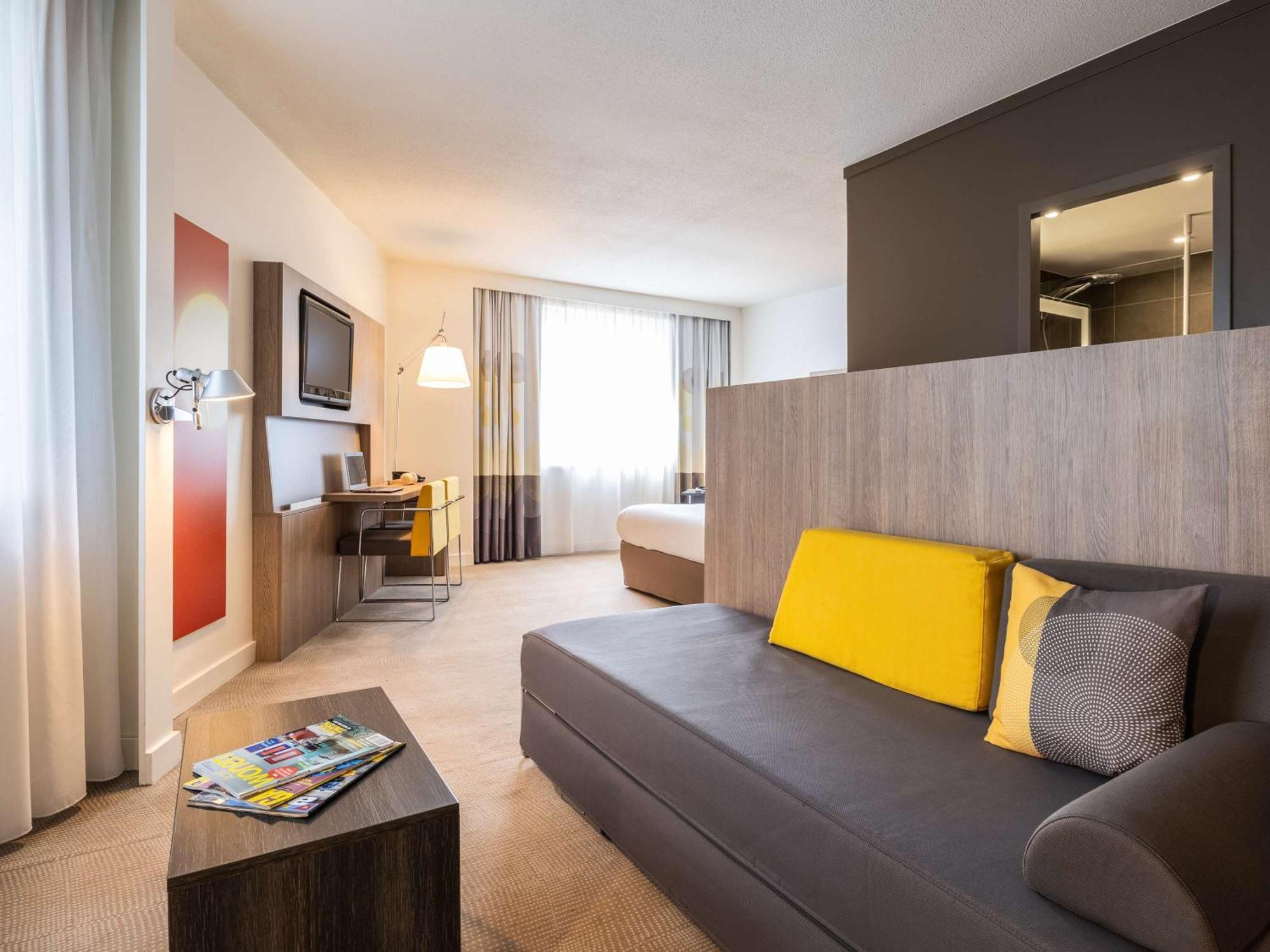 Novotel Centre Hotel 4*